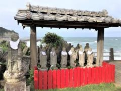 岩船地蔵尊