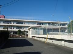 六郷小学校