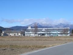 玉生小学校