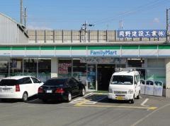 ファミリーマート　柳屋白水東店