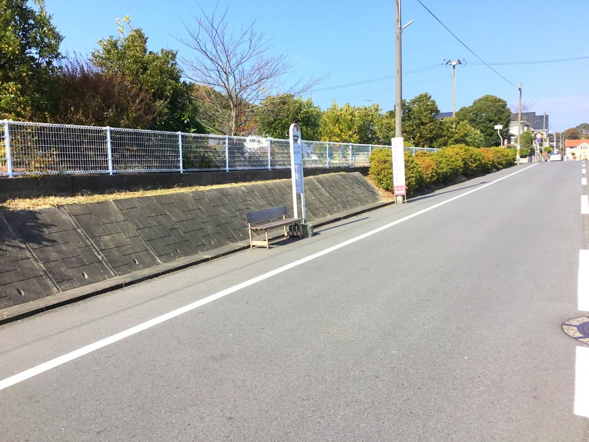 玉川西バス停留所