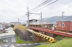 柏原南口駅