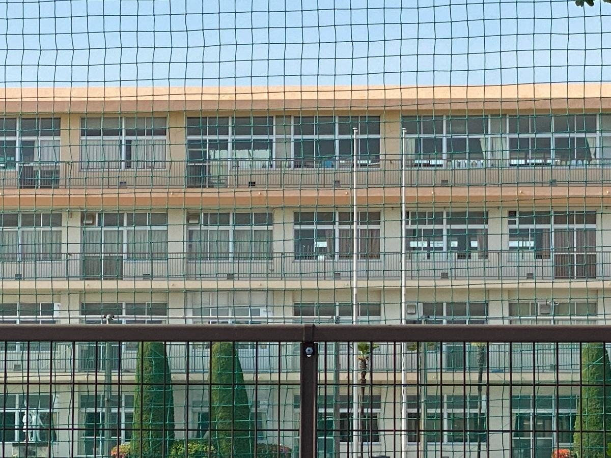 訓原中学校です