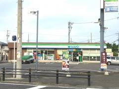 ファミリーマート　小牧味岡口店