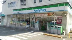 ファミリーマート　西体育館前店