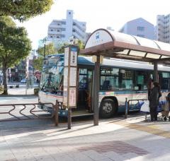 「篠崎駅」バス停留所