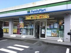 ファミリーマート　松崎町松崎店