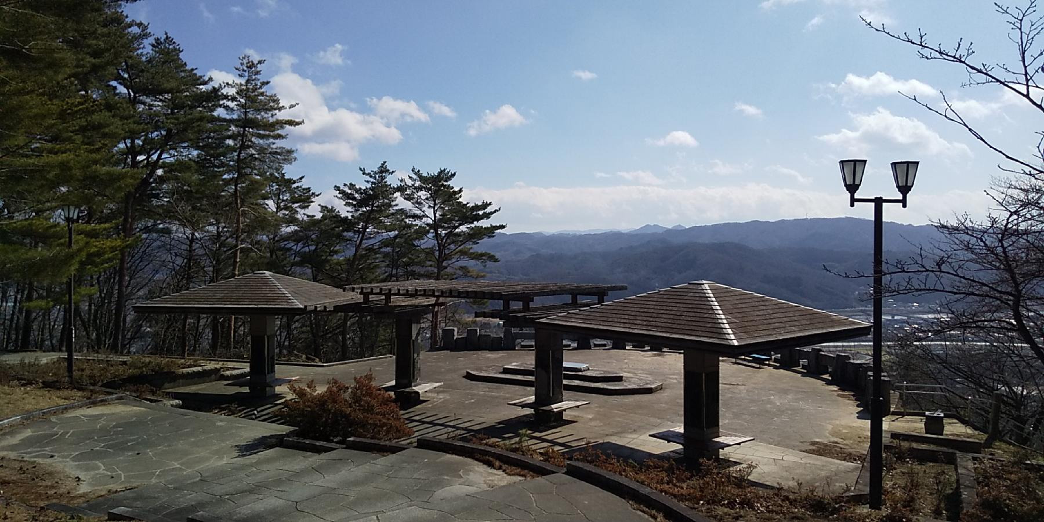 信夫 山 第 二 展望 台