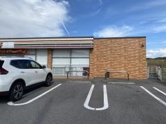 セブンイレブン　烏山バイパス店