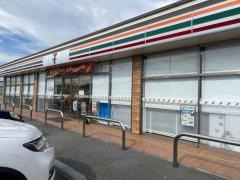 セブンイレブン　烏山バイパス店