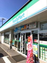 ファミリーマート　高松高田店