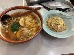 東東