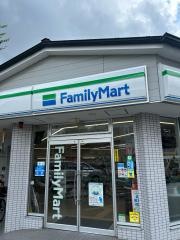 ファミリーマート　北野白梅町店