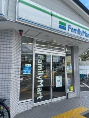 ファミリーマート　北野白梅町店