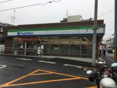 ファミリーマート　練馬桜台二丁目店