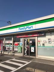 ファミリーマート　嘉麻平店