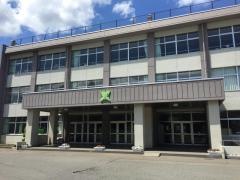 天間西小学校