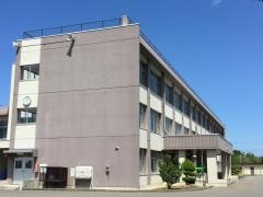 天間西小学校