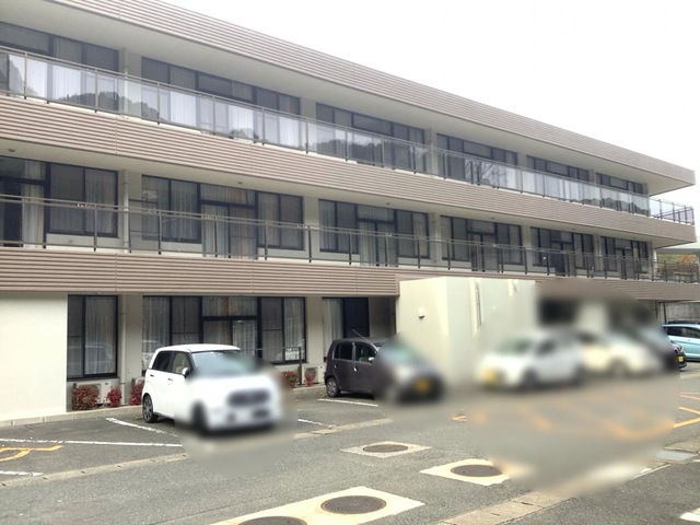 光薫寺ビハーラ 建物全景