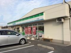 ファミリーマート　熊谷新堀店