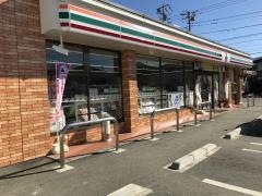 セブンイレブン　山梨歌田店