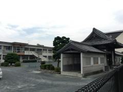新城小学校