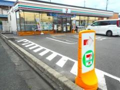 セブンイレブン　蒲郡八百富町店
