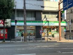 ファミリーマート　西本町二丁目店