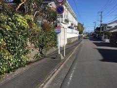 「月見ケ丘幼稚園入口」バス停留所