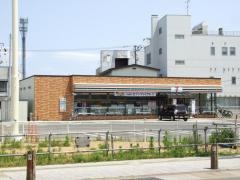 セブンイレブン　五所川原布屋町店