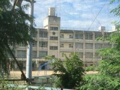 中百舌鳥小学校