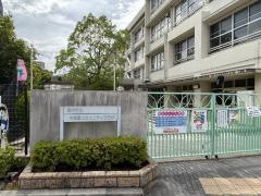 中豊島小学校