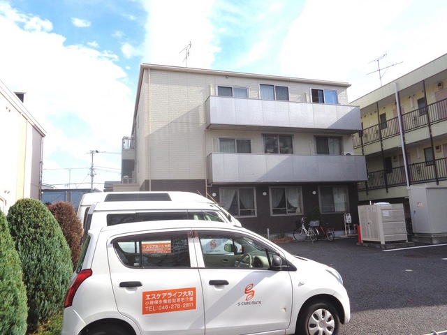 エスケアホーム大和 施設外観