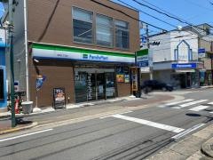 ファミリーマート　新森三丁目店