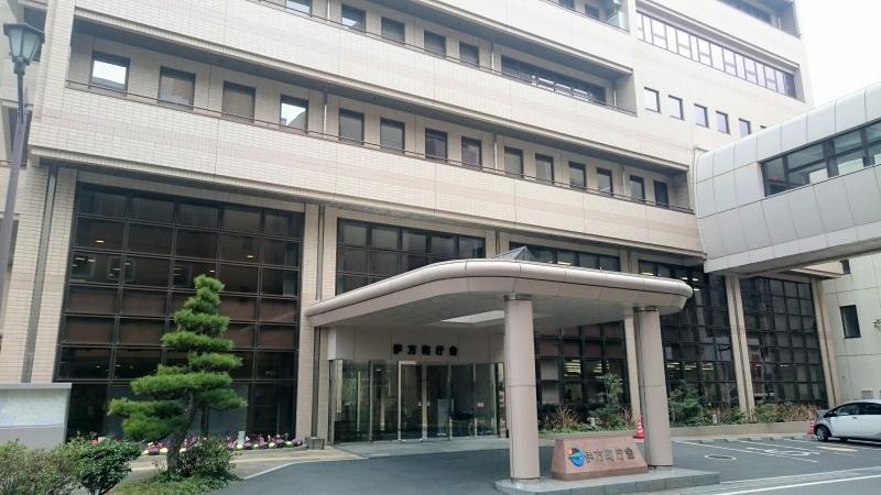玄関前
