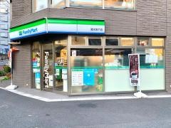 ファミリーマート　清水坂下店