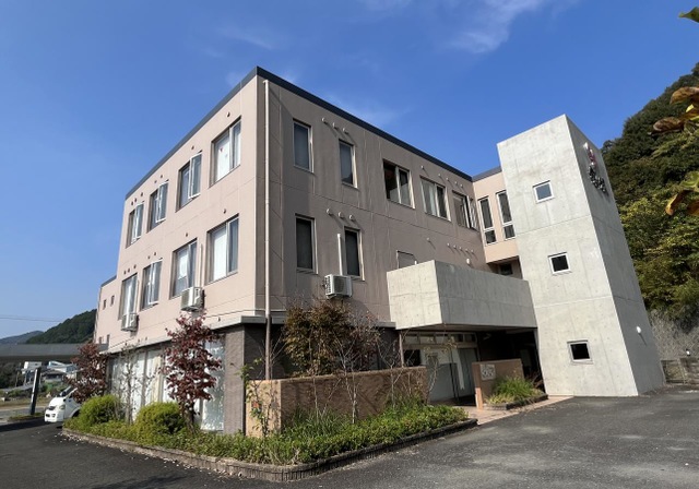 地域密着型特別養護老人ホーム桜坂 建物全景