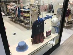 ｆａｍｉｌｉａｒ三井アウトレットパーク横浜ベイサイドファミリアショップ店