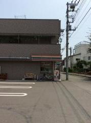 セブンイレブン　川崎明津店