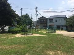 穴師公園