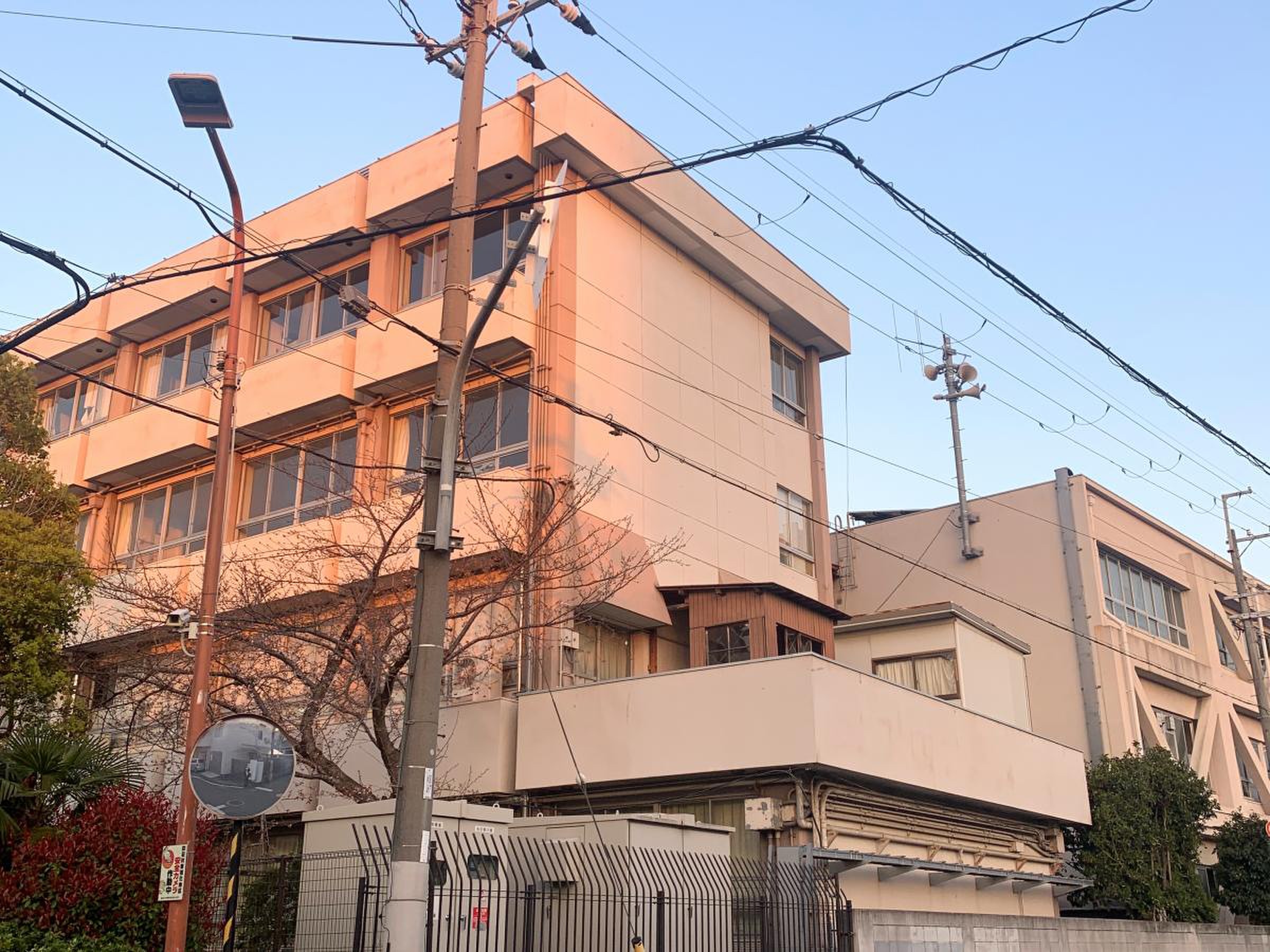 誠 風 中学校