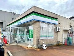 ファミリーマート　長岡曙店