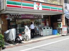 セブンイレブン　千駄ヶ谷店
