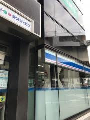 ローソン・スリーエフ　京急鶴見駅前店
