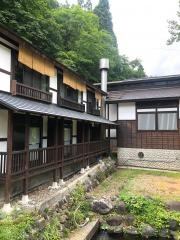貝掛温泉館