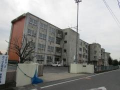 三郷小学校