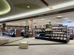未来屋書店　津城山店