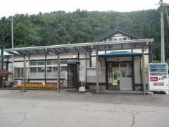 茂市駅