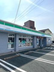 ファミリーマート　大牟田本町店
