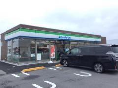 ファミリーマート　前橋小屋原町店
